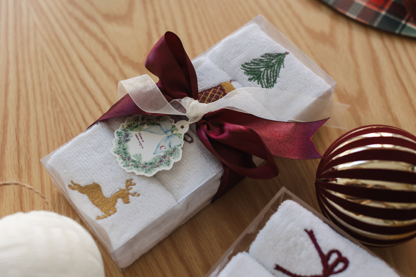 Set de Toallas bordadas 4pz.